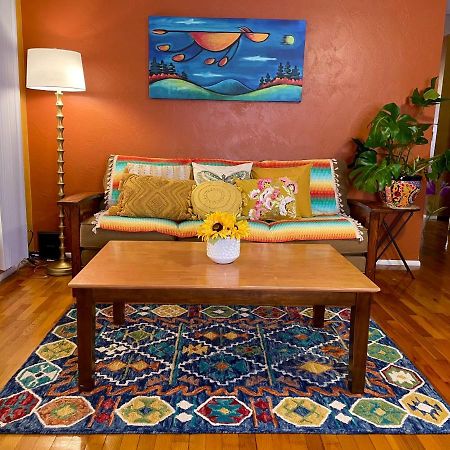 Colorful 50'S Ranch In The Heart Of Eugene Villa Buitenkant foto