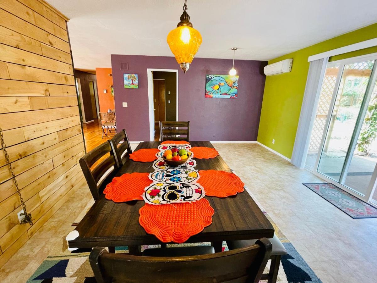 Colorful 50'S Ranch In The Heart Of Eugene Villa Buitenkant foto